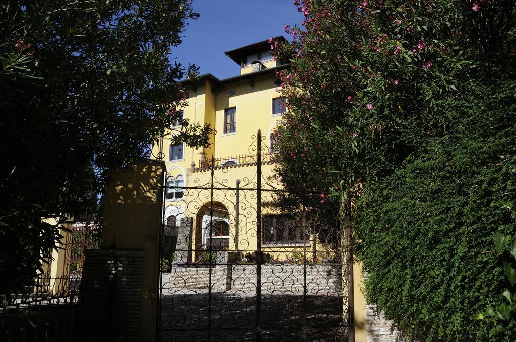 Villa Callas 16 Sirmione Chambre photo